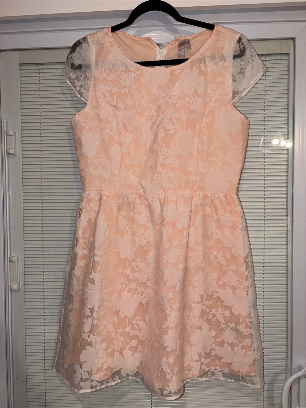 Myan Light Peach White Lace Floral Dress Size Large